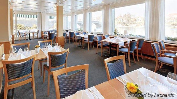 Hotel Schiff Am Rhein 3*